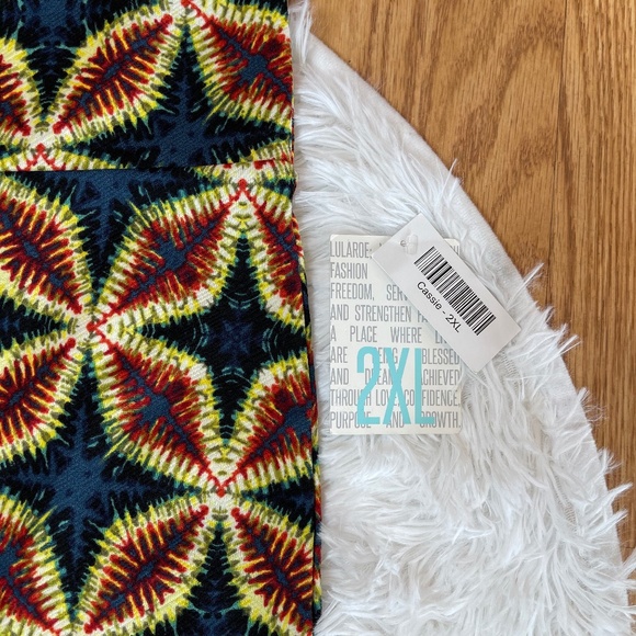 LuLaRoe Cassie Tribal Print Pencil Skirt - Picture 5 of 8